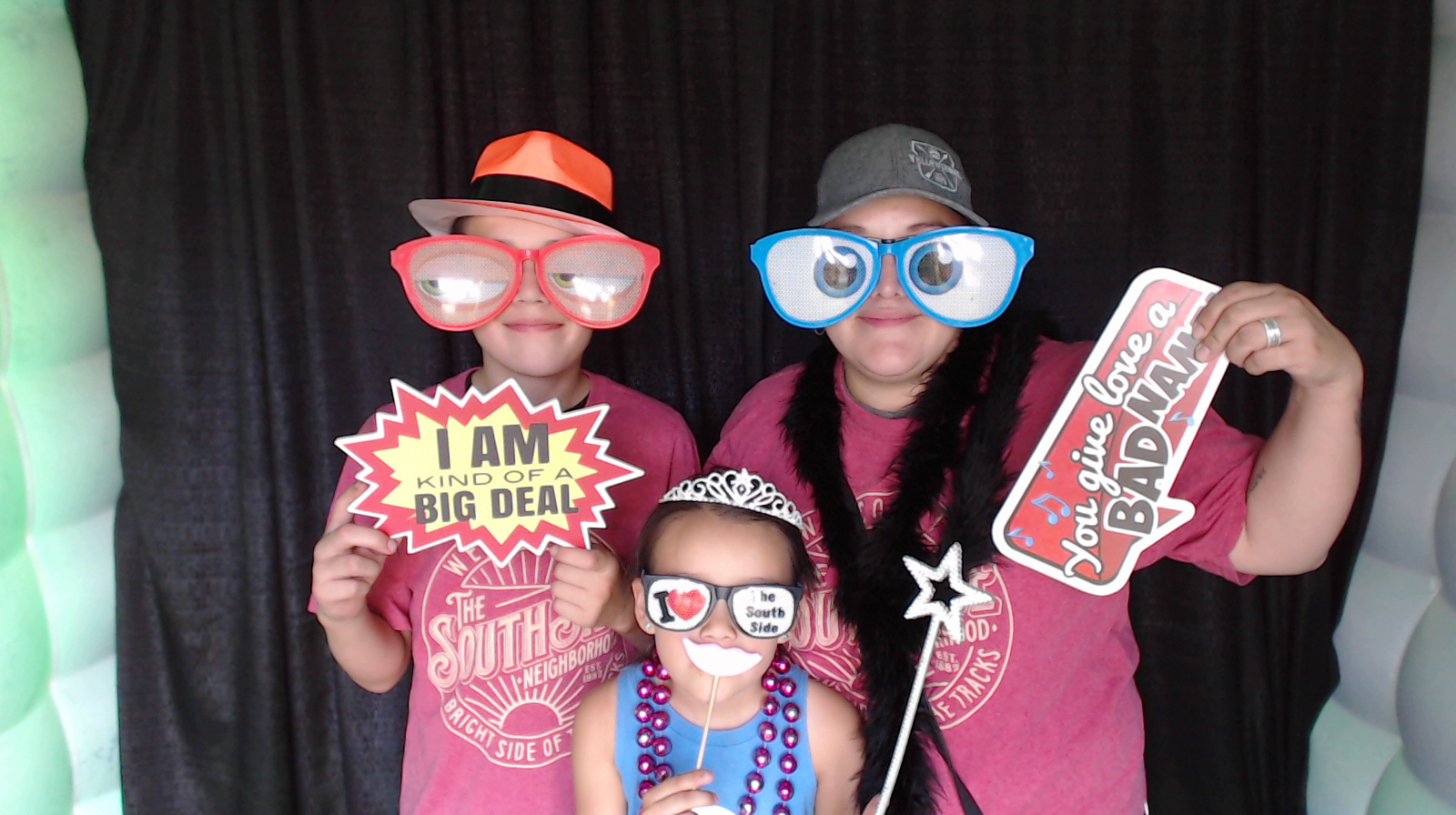 South Side Shines Celebration  | View more photos from the event at gallery.photoboothbillings.com/u/PhotoBoothBillings/South-Side-Shines-Celebration